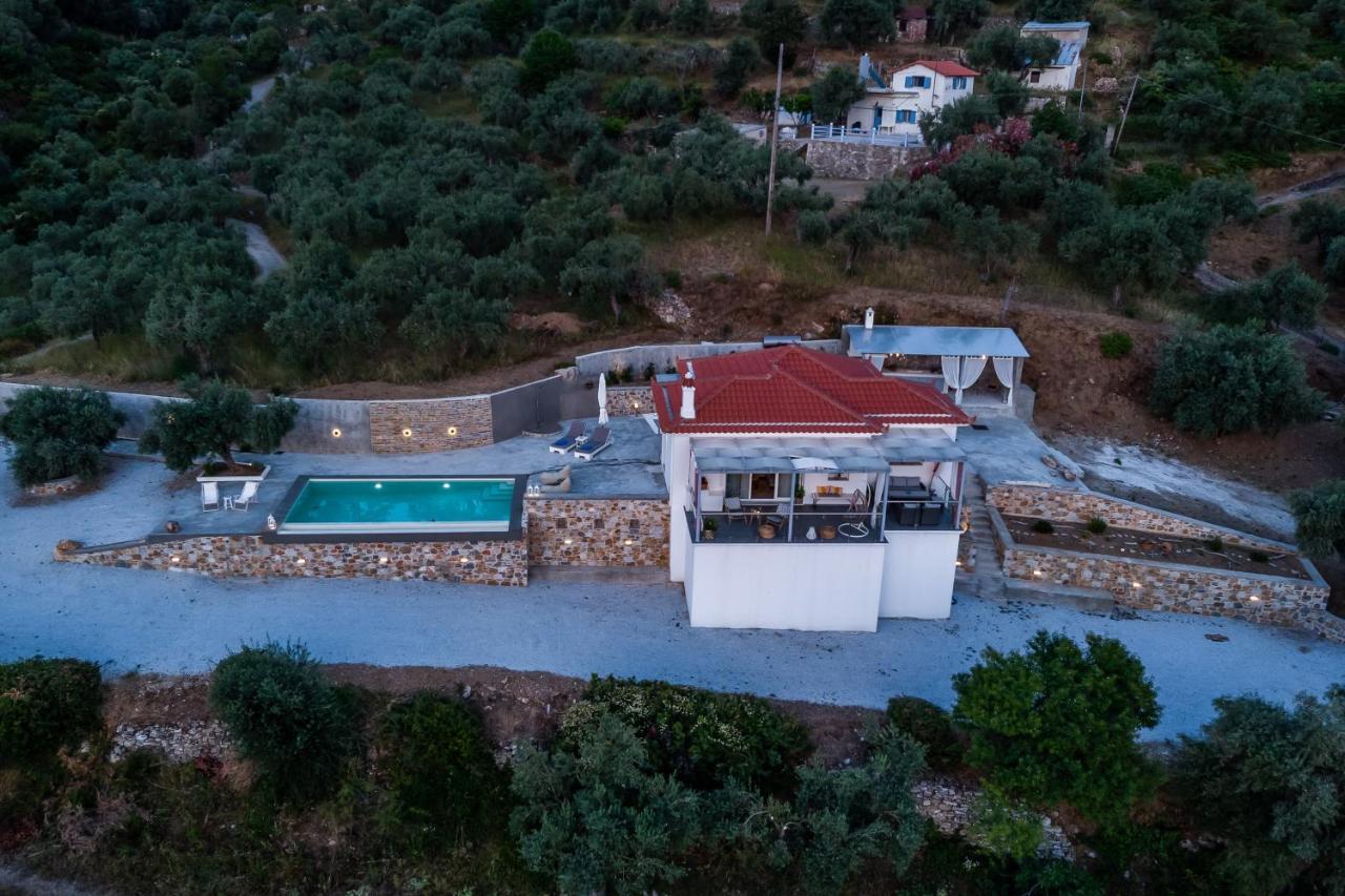 Ninemia Villa In Skopelos Eksteriør billede