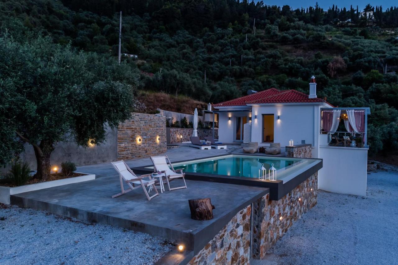 Ninemia Villa In Skopelos Eksteriør billede
